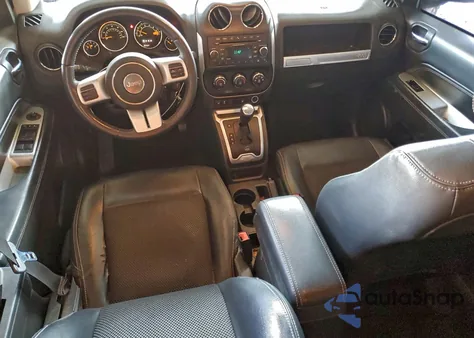 2016 Jeep Compass Latitude z USA, uszkodzony, nr VIN 1C4NJCEB1GD620664